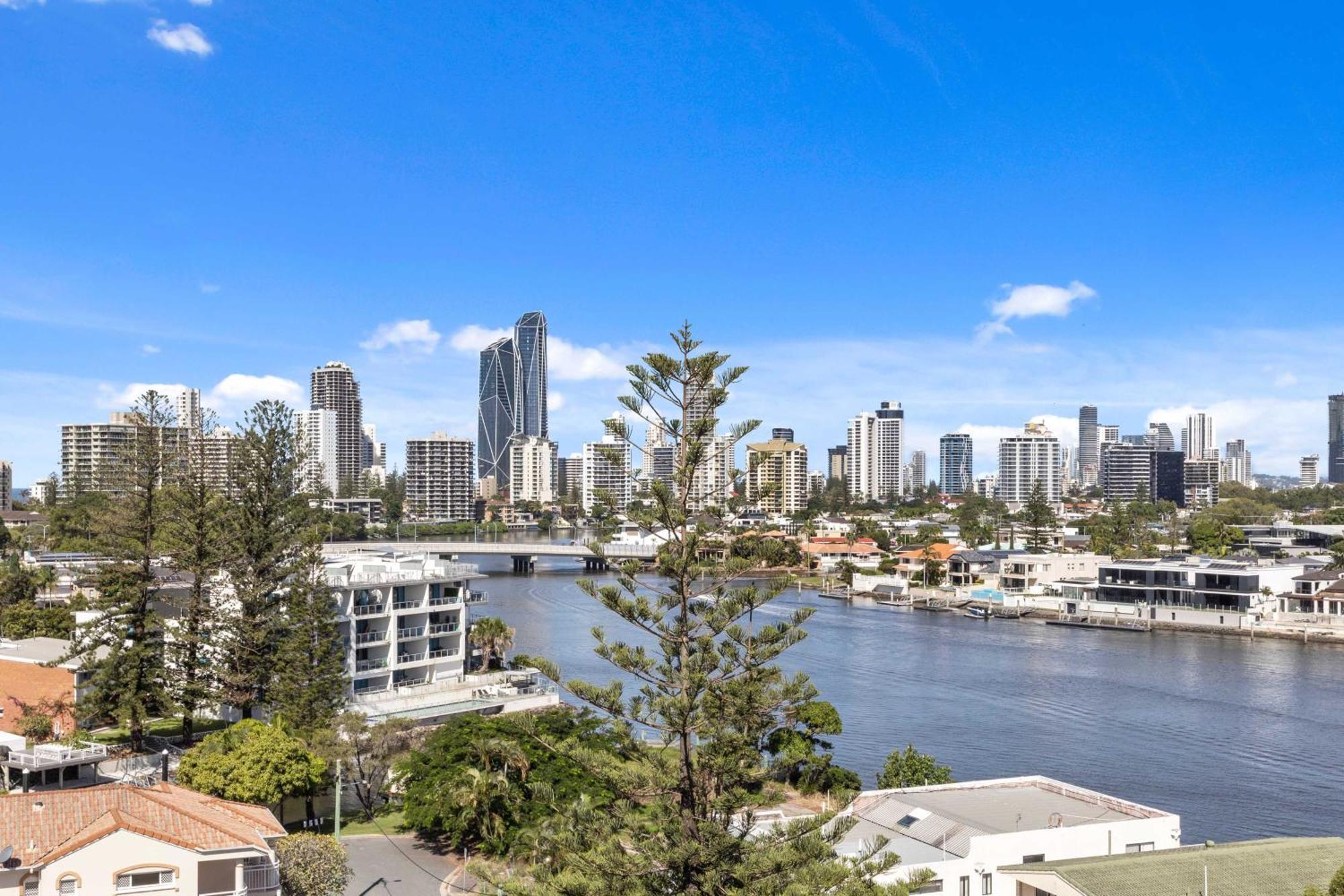 Peninsular Gold Coast Aparthotel Room photo